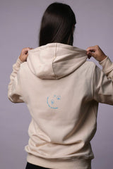 Sára Mikina Bílá-Slonová Kost