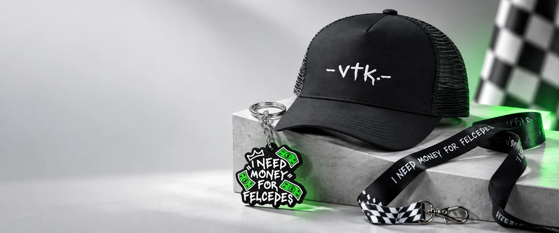 Kšiltovka VTK, přívěsek a klíčenka z kolekce Felcedes