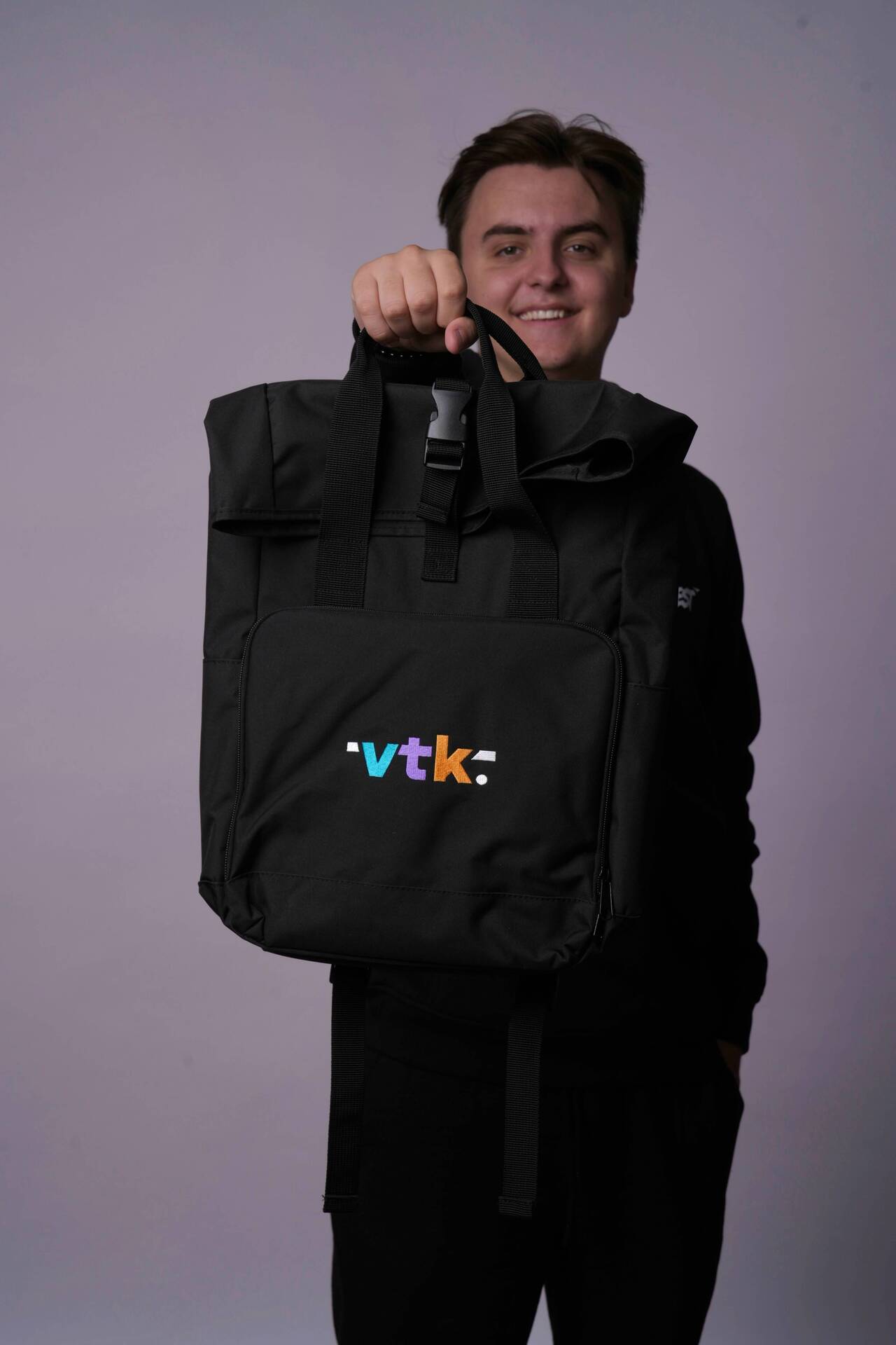 Batoh VTK s výšivkou